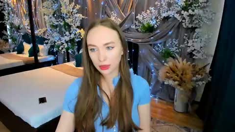 Emelie online show from March 2, 10:14 am