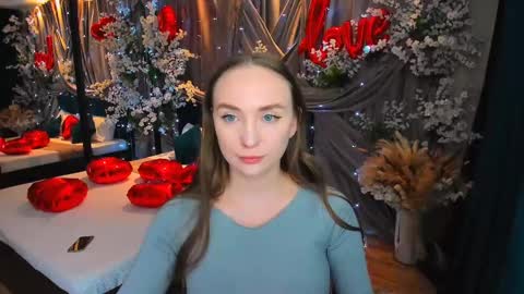 Emelie online show from February 19, 12:25 am