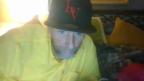 pierce702702 online show from December 26, 4:21 am