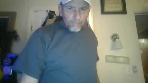 pierce702702 online show from December 16, 7:26 am