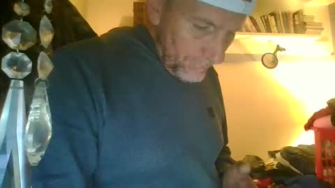 pierce702702 online show from March 6, 1:05 am