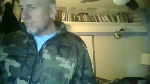 pierce702702 online show from January 18, 11:00 pm