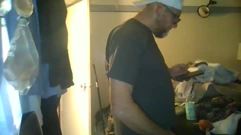 pierce702702 online show from February 22, 11:46 pm