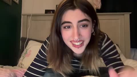 pierced_baby420 online show from September 29, 4:00 am