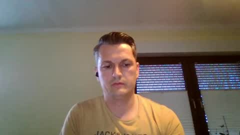 piercingsxxx online show from April 15, 4:10 pm