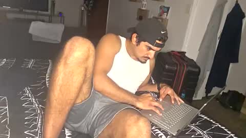 piggybottom299 online show from November 12, 5:21 am