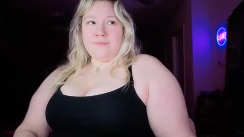 Piggy Rose online show from March 10, 12:26 am