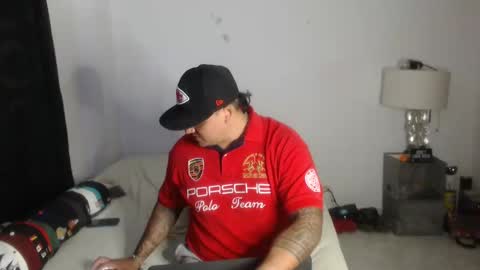 Snapshot of pikoro_gomez chatting on January 10, 7:14 am pikoro_gomez online show from January 10, 7:14 am