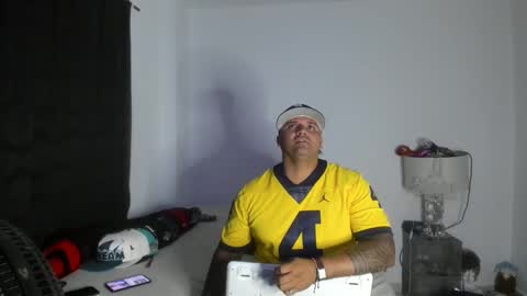 pikoro_gomez online show from May 30, 12:31 am