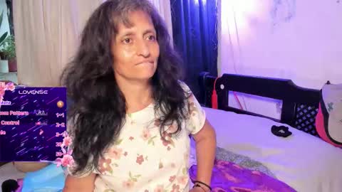 Pilar online show from October 9, 8:25 pm