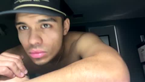 pimpin2ez online show from November 27, 11:18 am