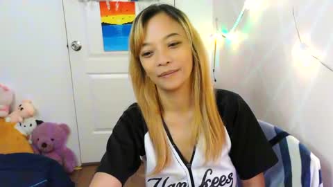 pinay beauty14 online show from February 1, 12:40 am