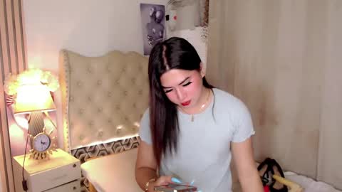 Ivy Morningstar online show from December 16, 7:26 am