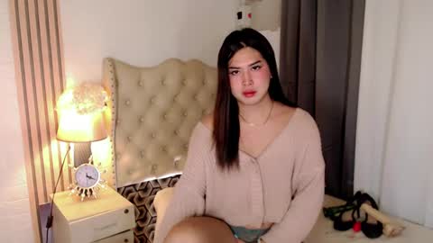 Ivy Morningstar online show from January 22, 6:52 pm