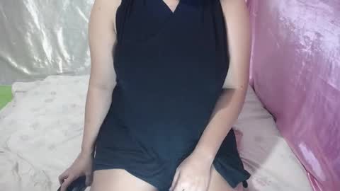 Snapshot of pinayhottie4u chatting on January 21, 12:50 pm PinayHottie4u online show from January 21, 12:50 pm