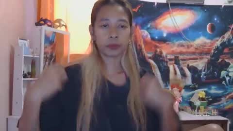 pinaymorena_renelda online show from April 9, 9:26 am