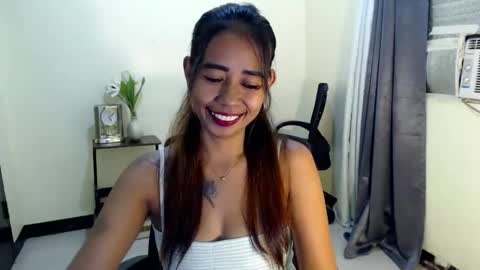 pinaymorena_renelda online show from October 25, 2:34 am