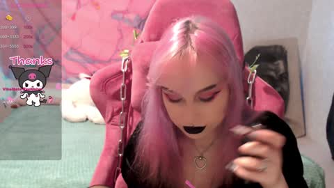 Nancy online show from December 2, 3:09 pm