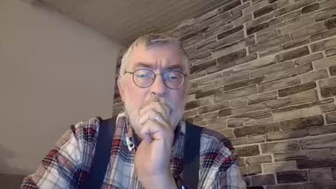 Michael online show from November 25, 7:12 pm