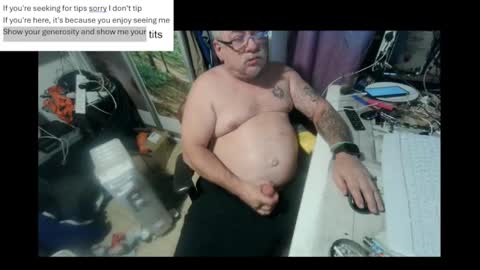 pini_z online show from February 11, 8:42 pm