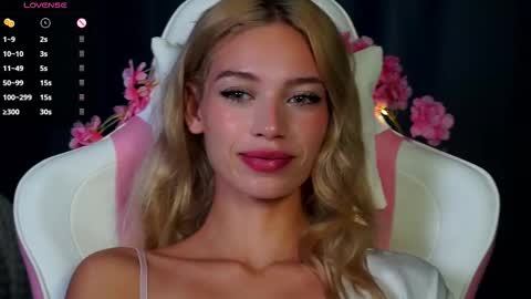 Snapshot of pink_princess_k chatting on September 12, 5:37 pm Kate online show from September 12, 5:37 pm