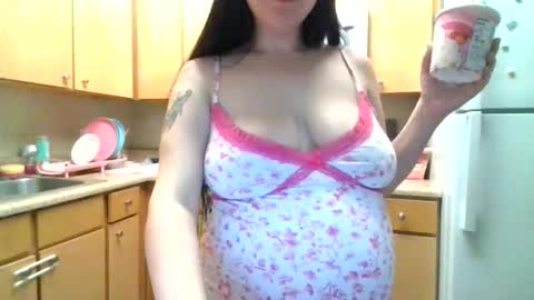 pinkberrybxch online show from February 6, 2:59 am