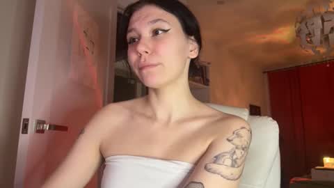 pinkdollylovv online show from October 26, 10:20 pm