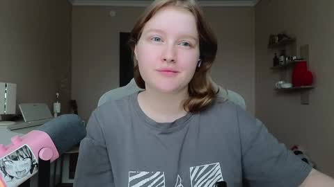 pinkiep1e online show from May 20, 2:19 am