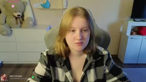 pinkiep1e online show from April 25, 2:58 am