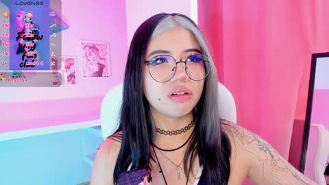 PINKK online show from October 2, 2:16 pm