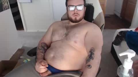 pinklevi online show from December 14, 7:20 pm