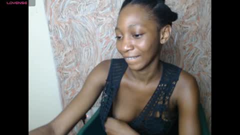 Snapshot of pinknjuicyx chatting on December 21, 5:18 pm pinknjuicyx online show from December 21, 5:18 pm