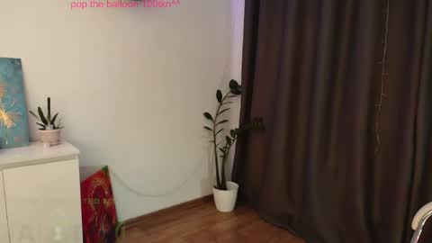 Perlita online show from February 9, 9:37 am