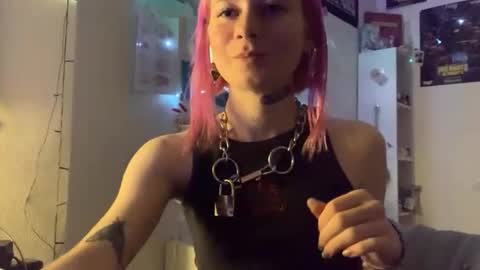Sara online show from September 18, 5:39 pm