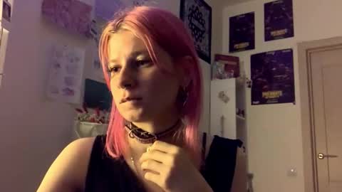 Sara online show from September 21, 6:12 pm