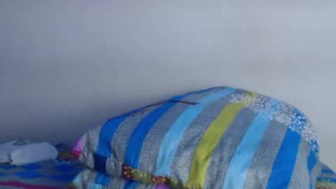 pinkxjuicy online show from December 18, 2:40 am