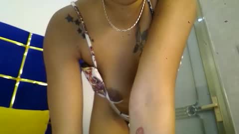 pinkyy008 online show from October 3, 9:56 pm