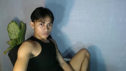 pinoy_palautogxxx online show from April 1, 2:58 pm