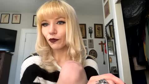 Goddess Lav  online show from February 20, 4:58 pm