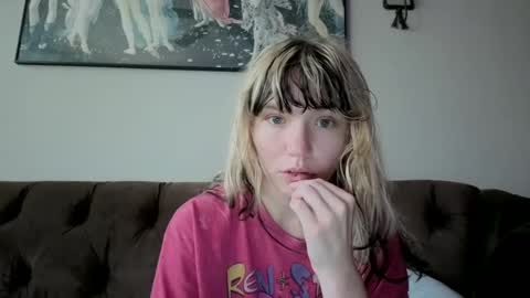 Goddess Lav  online show from September 23, 9:21 pm