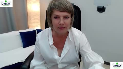 Bella online show from October 10, 9:37 am