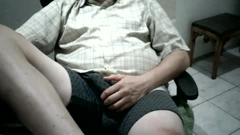 Snapshot of piovesanes chatting on December 30, 2:31 am piovesanes online show from December 30, 2:31 am