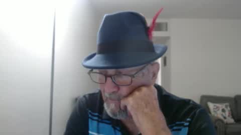 Snapshot of pipewizard chatting on September 16, 10:57 pm pipewizard online show from September 16, 10:57 pm