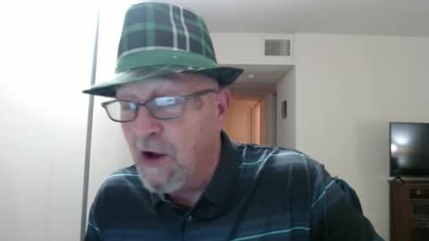 Snapshot of pipewizard chatting on February 2, 12:09 am pipewizard online show from February 2, 12:09 am