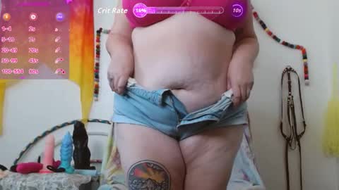 Em online show from April 11, 7:29 pm