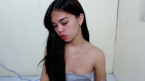 The Girl Named Eyve online show from April 12, 6:23 pm