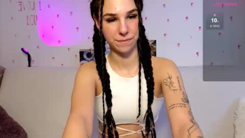 Molly online show from March 5, 5:49 am