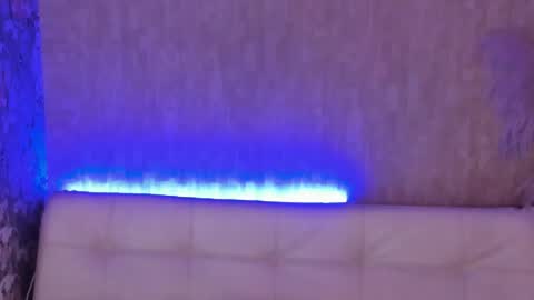 cris online show from October 30, 4:24 am