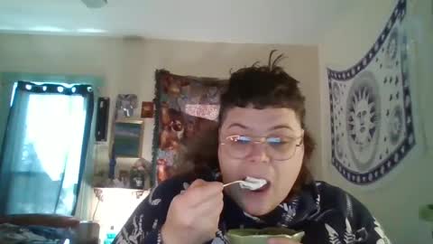 daddy pizza online show from March 7, 4:44 pm