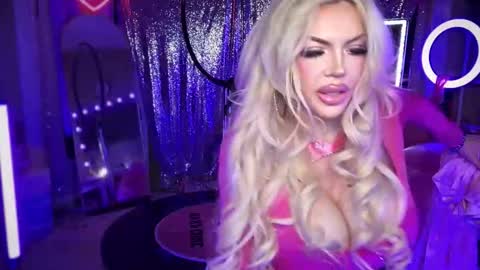 Dumb bimbo fuck doll online show from November 14, 12:02 am